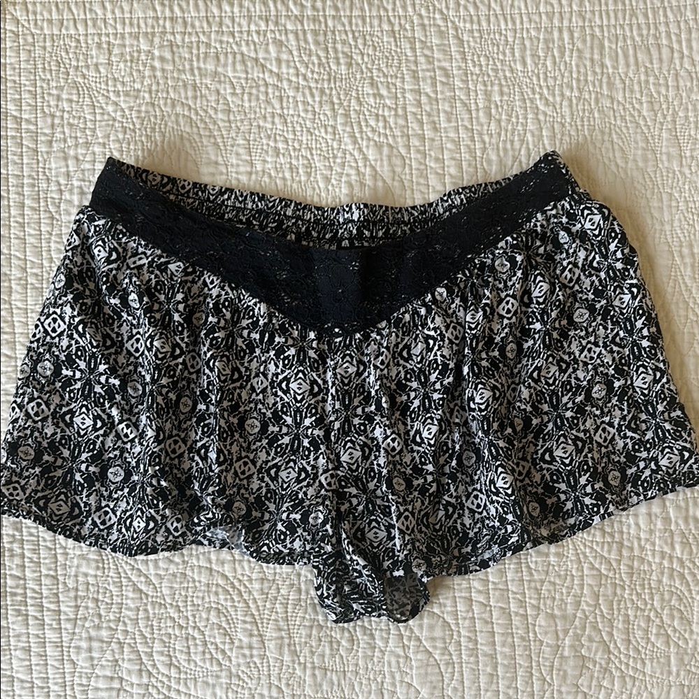 Eye Candy Black and White Women's Shorts